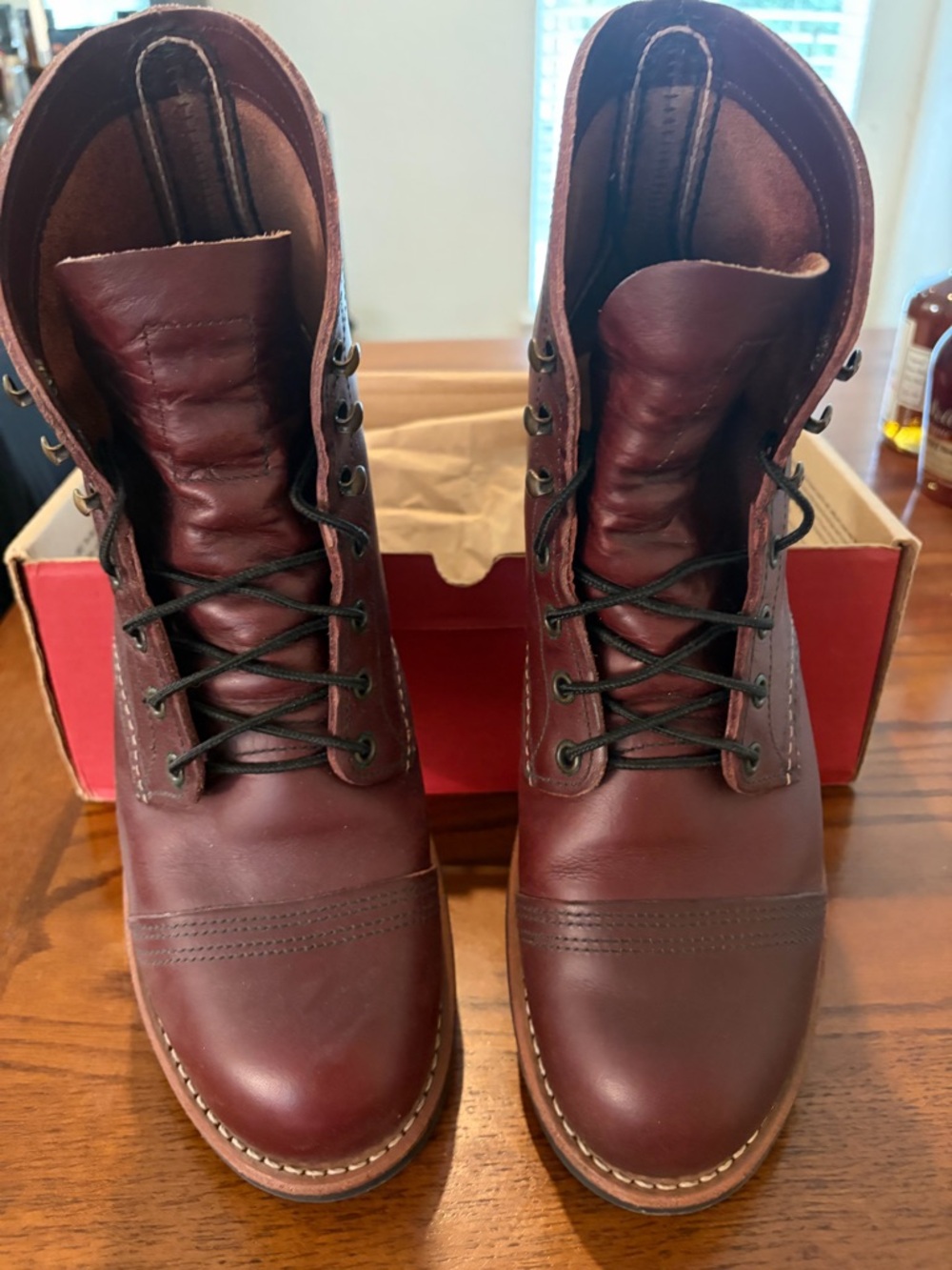 Red Wing 8119 Iron Ranger in Mesa Oxblood Leather 10D EUC
